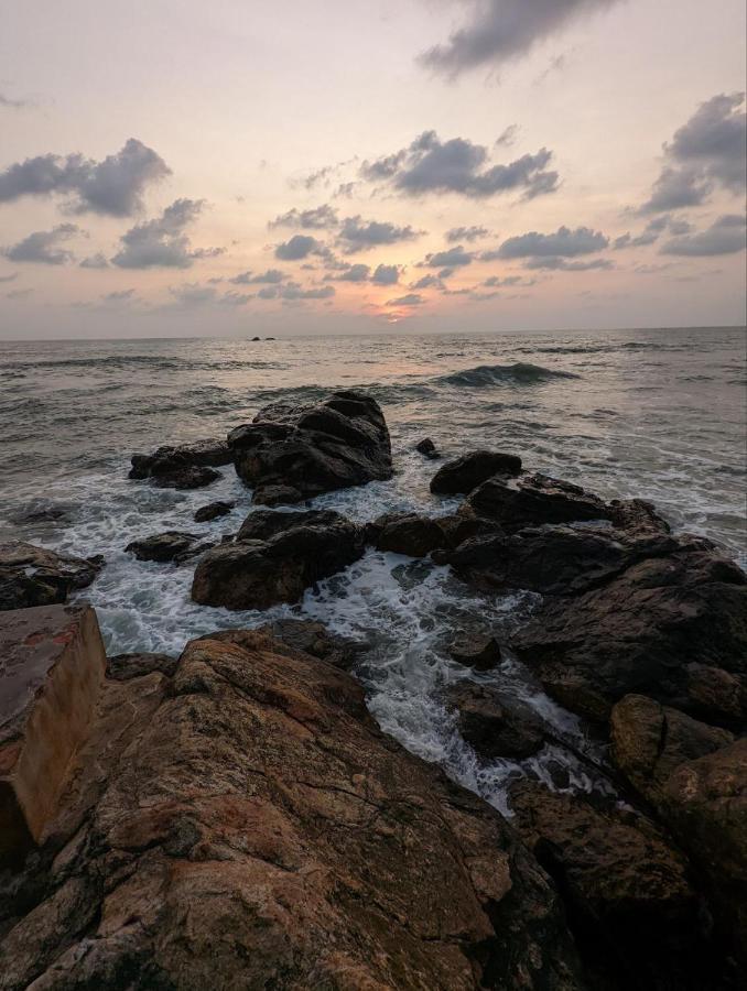 Sunset Cabana Galle Bagian luar foto