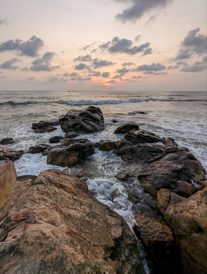 Sunset Cabana Galle Bagian luar foto